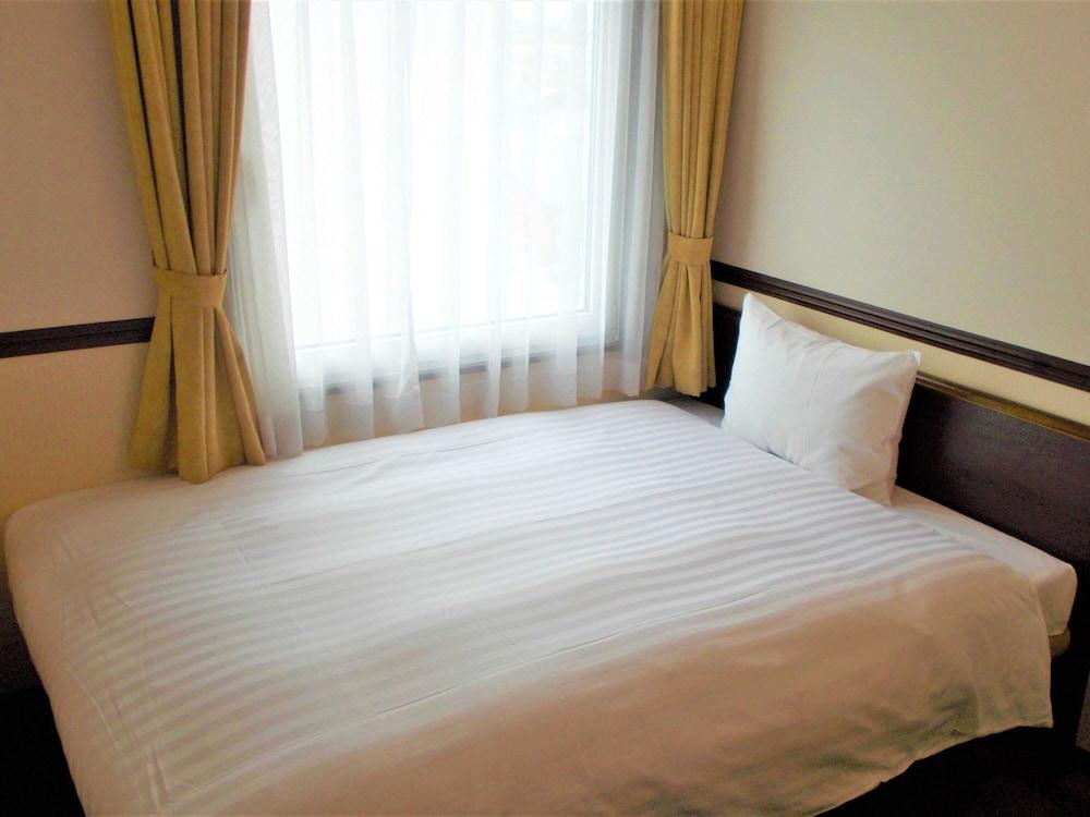 Toyoko Gojo Omiya Hotel 3*