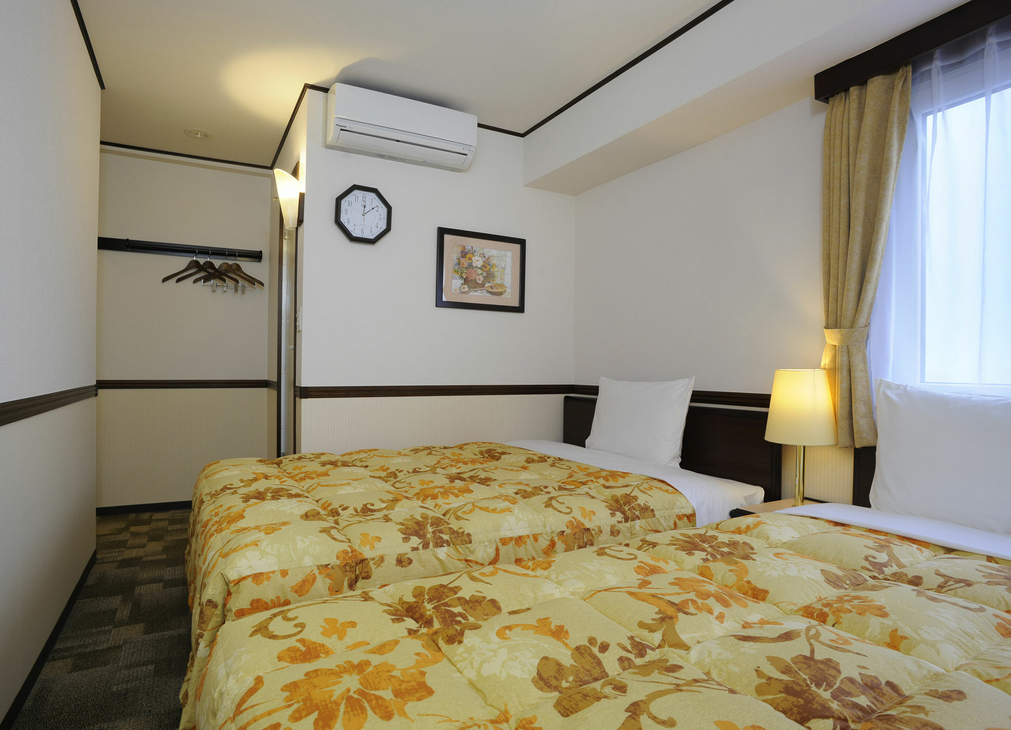 Toyoko Gojo Omiya Hotel